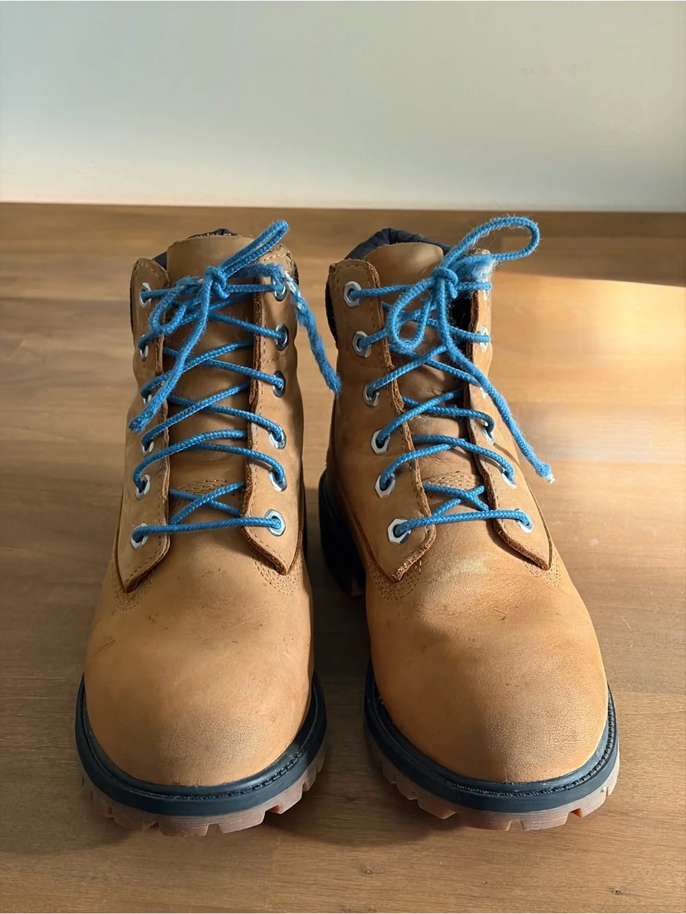 Timberland Kids Waterproof Boots Wheat Blue Accents Size 4.5 Boys/Youth